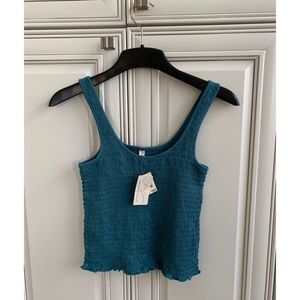 NWT Sabrina Carpenter x Aeropostale crop top